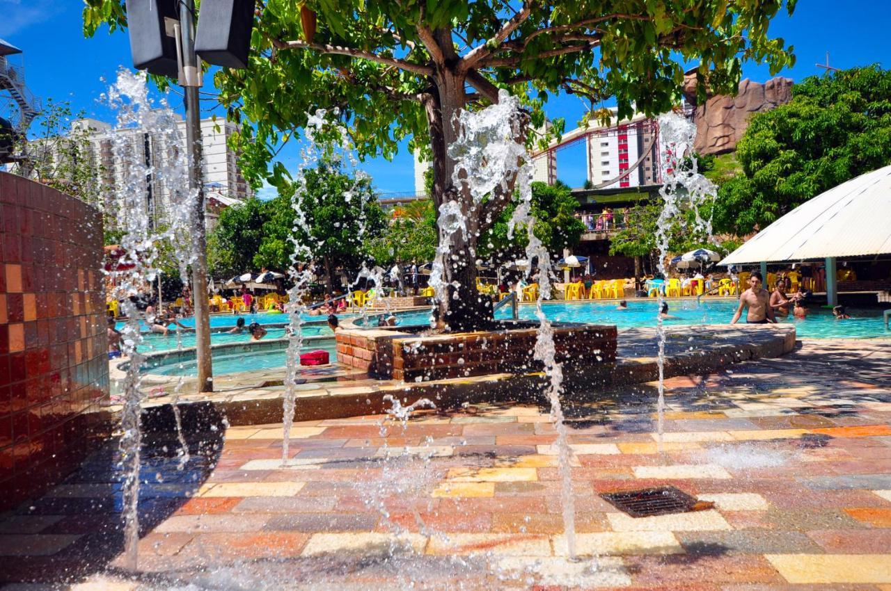 Imperio Romano com um dia de acesso Acqua Park, Splash e Slide Caldas Novas Exterior foto